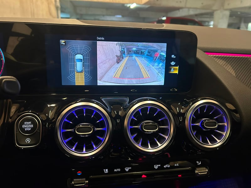 Mercedes-Benz Clase GLA 220d 4matic 2021 - Imagen 12 de 15