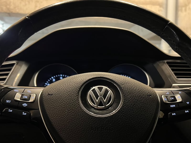 Volkswagen Tiguan 1.4 TSI AT COMFORTLINE 2019 - Imagen 10 de 20