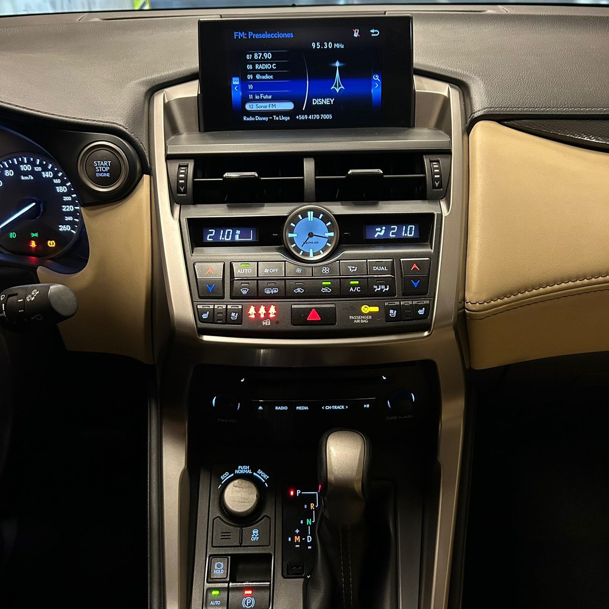 Lexus Nx 200T 2.0 AWD 2016 - Imagen 13 de 15