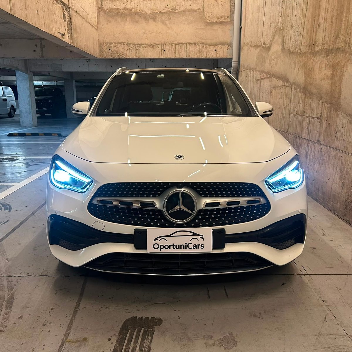 Mercedes-Benz Clase GLA 220d 4matic 2021 - Imagen 8 de 15