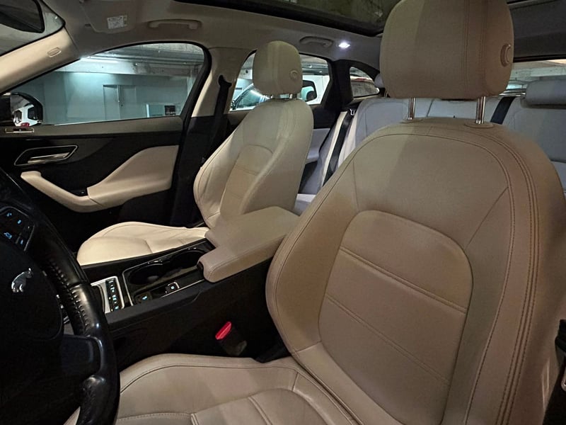 Jaguar F Pace PRESTIGE 2.0 2016 - Imagen 13 de 14