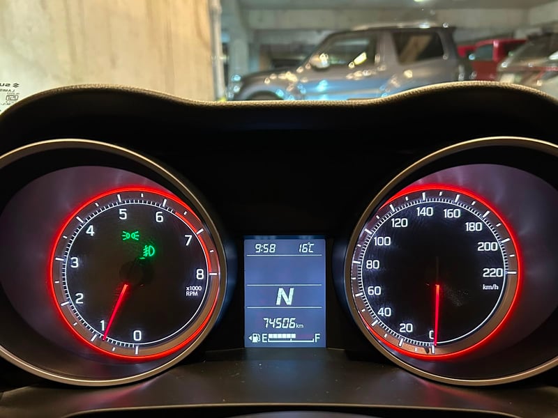 Suzuki Swift 1.2 AUT 2023 - Imagen 11 de 14