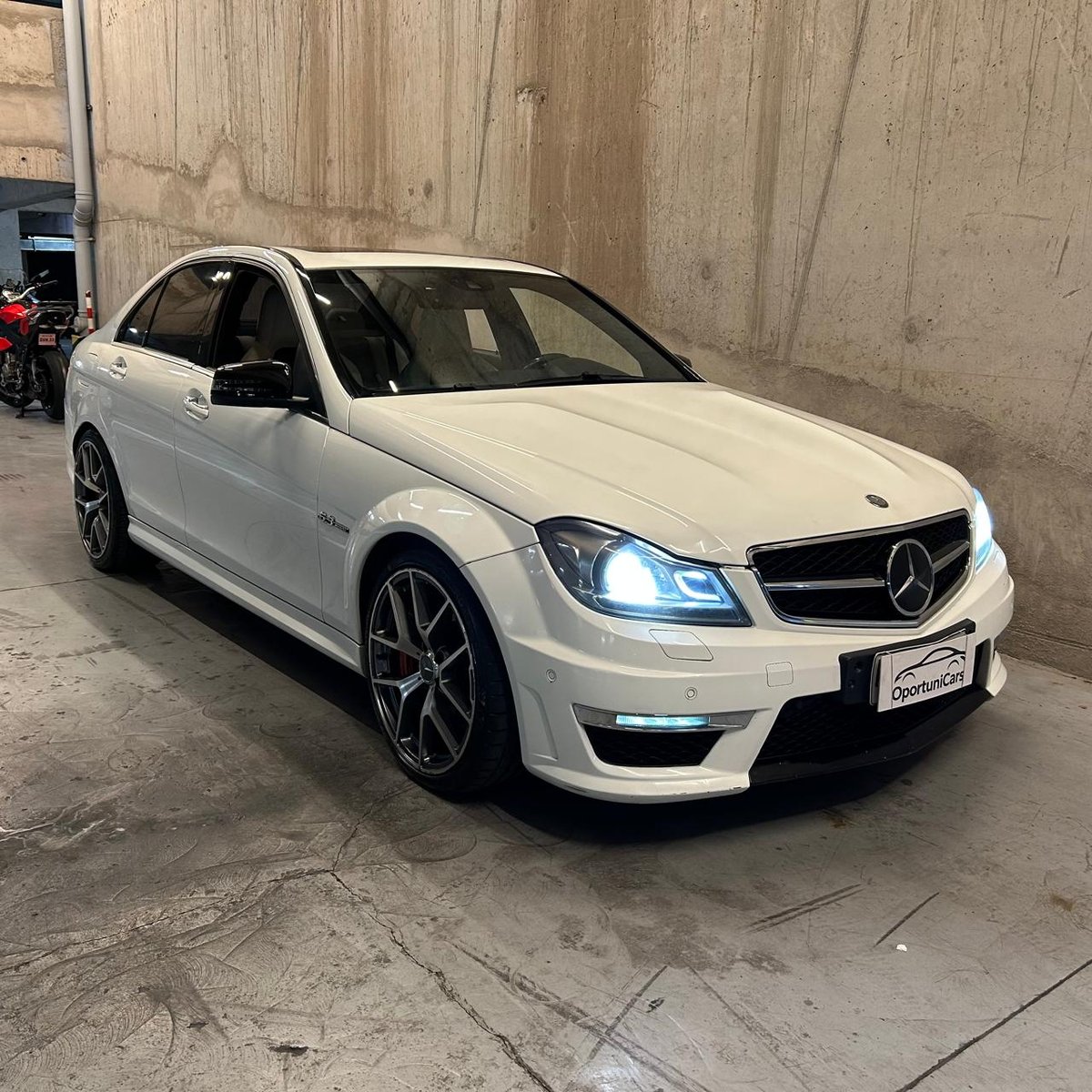 Mercedes-Benz C 63 AMG 6.2 2014 - Imagen 7 de 16