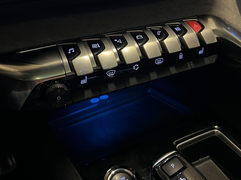 Peugeot 3008 GT 1.5 HDI 2019 - Imagen 16 de 20