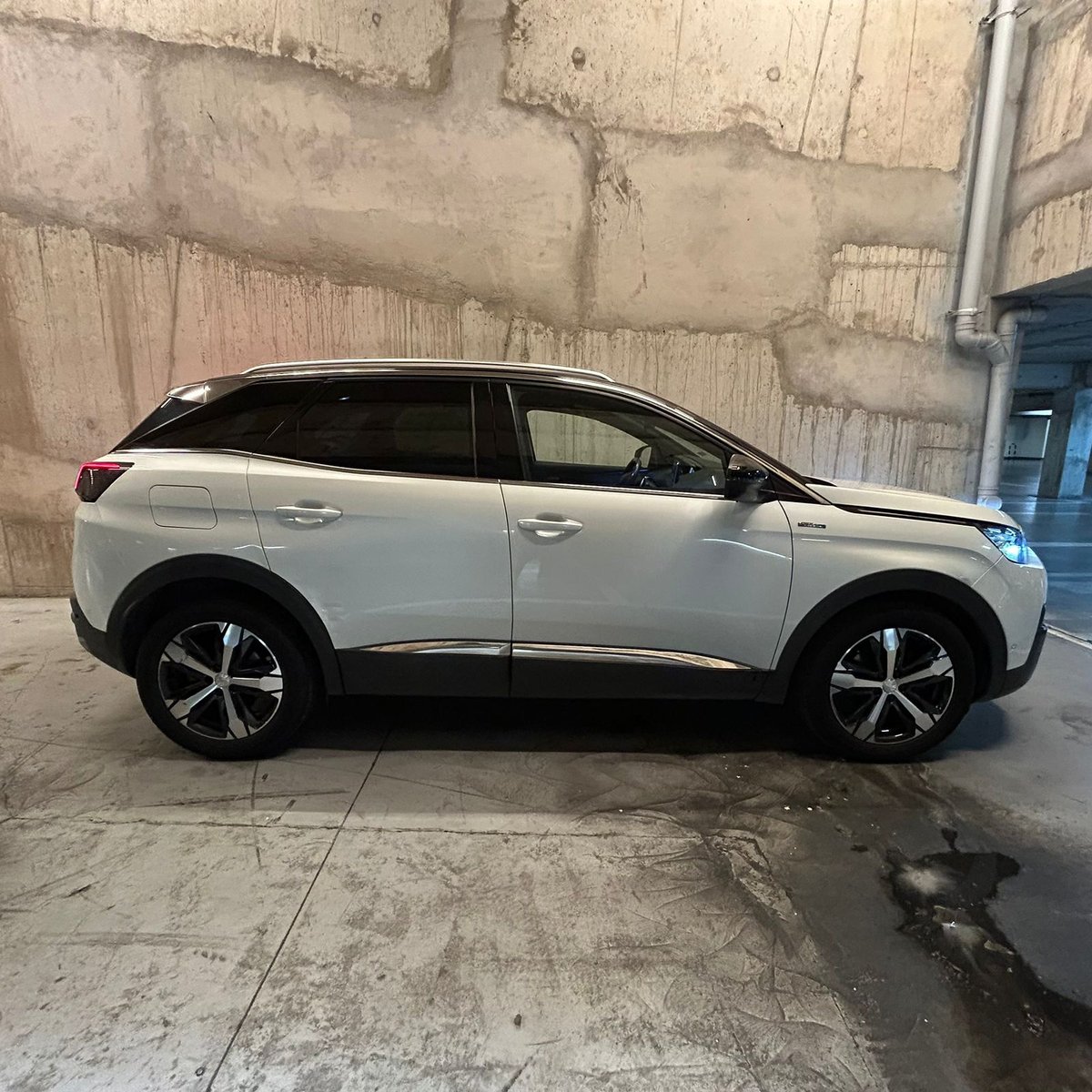 Peugeot 3008 GT LINE BLUEHDI 1.5 AUT 2019 - Imagen 6 de 14