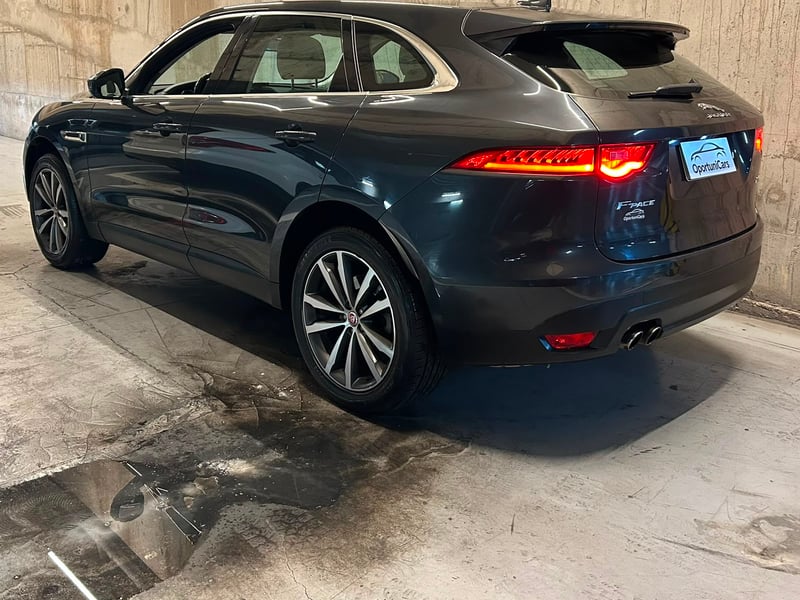 Jaguar F Pace PRESTIGE 2.0 2016 - Imagen 3 de 14