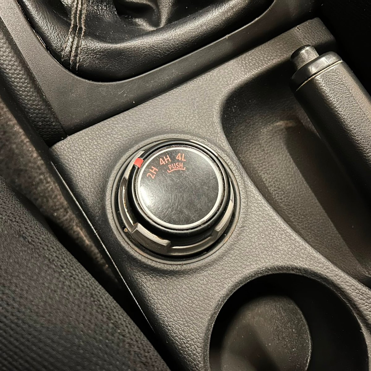 Mitsubishi L200 KATANA CRT 4X4 2.2 2024 - Imagen 12 de 14