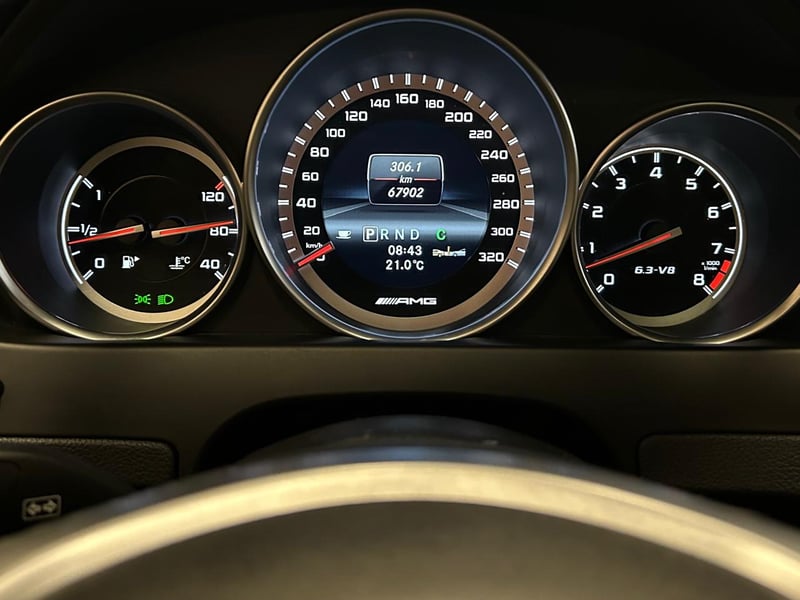 Mercedes-Benz C 63 AMG 6.2 2014 - Imagen 11 de 16