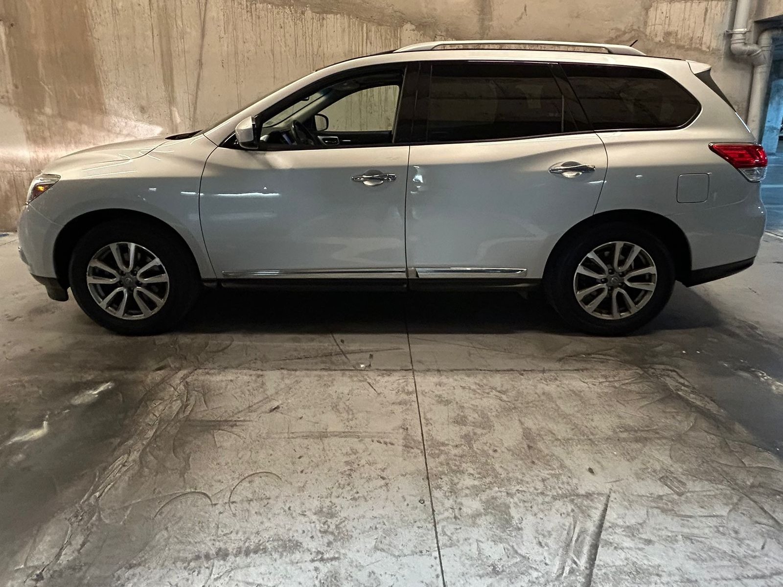 Nissan Pathfinder 3.5 ADVANCE 2015 - Foto 2 de 14