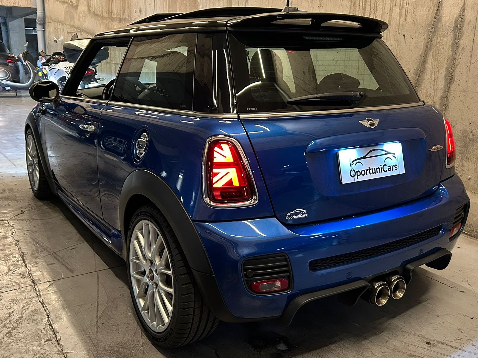 Mini Cooper JCW 1.6 AT 2013 - Foto 3 de 14