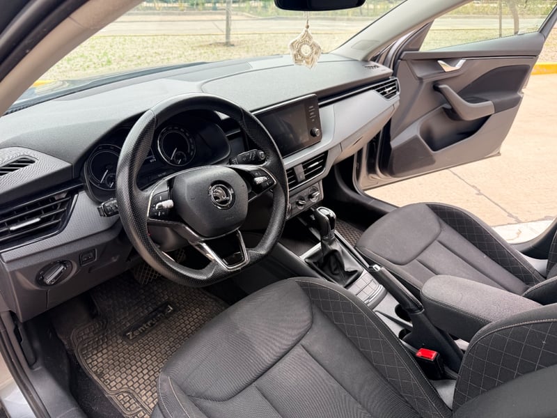 Skoda Scala Ambition 1.0 Turbo AT 2023 - Imagen 13 de 20