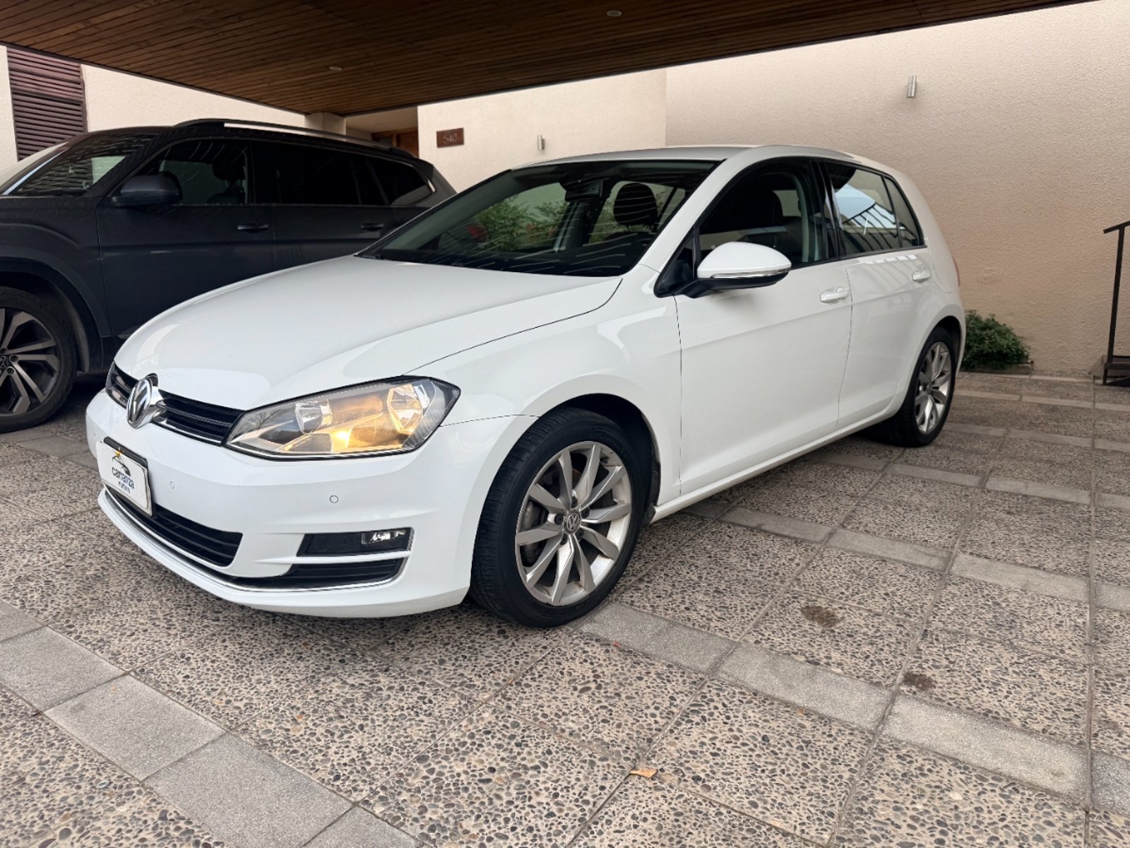 Volkswagen Golf 1.4 TSI AT 2017 - Foto 2 de 20