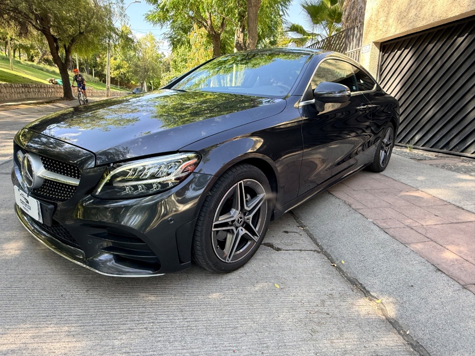 Mercedes-Benz C 200 2.0 Look AMG 2022 - Foto 2 de 19