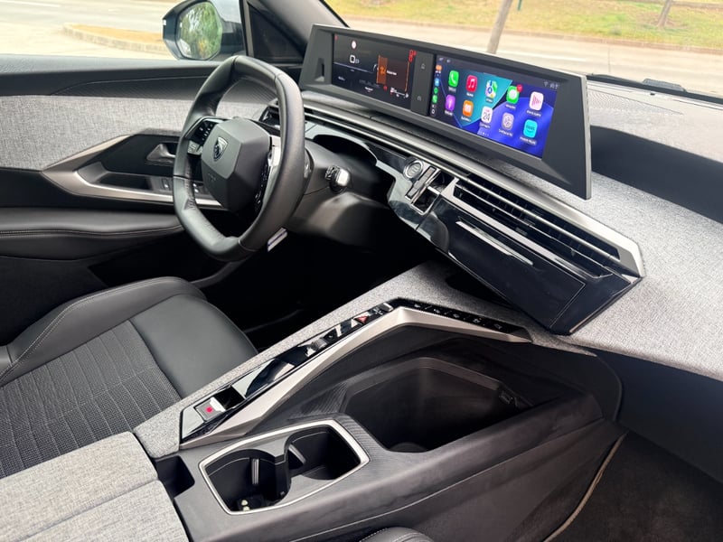Peugeot 3008 Allurre Hibrido 2025 - Imagen 13 de 19