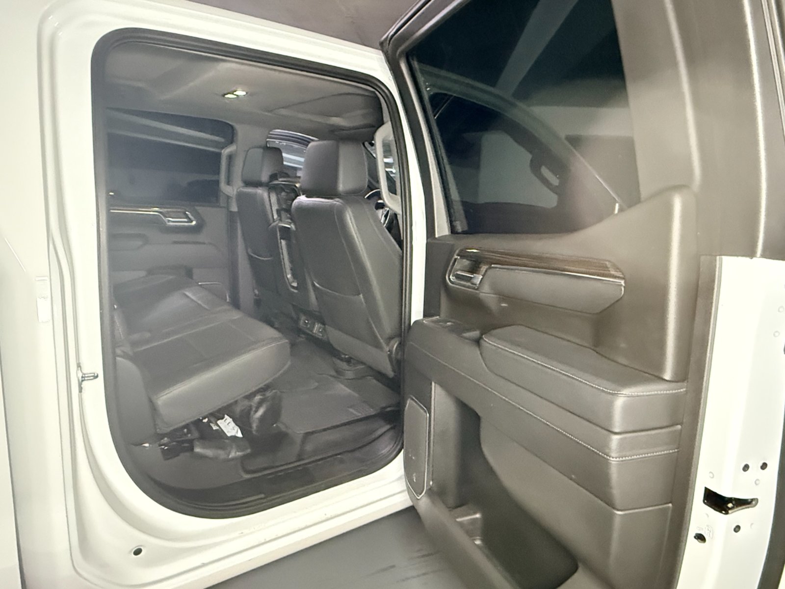 Chevrolet Silverado Trail Boss 2023 - Imagen 17 de 20