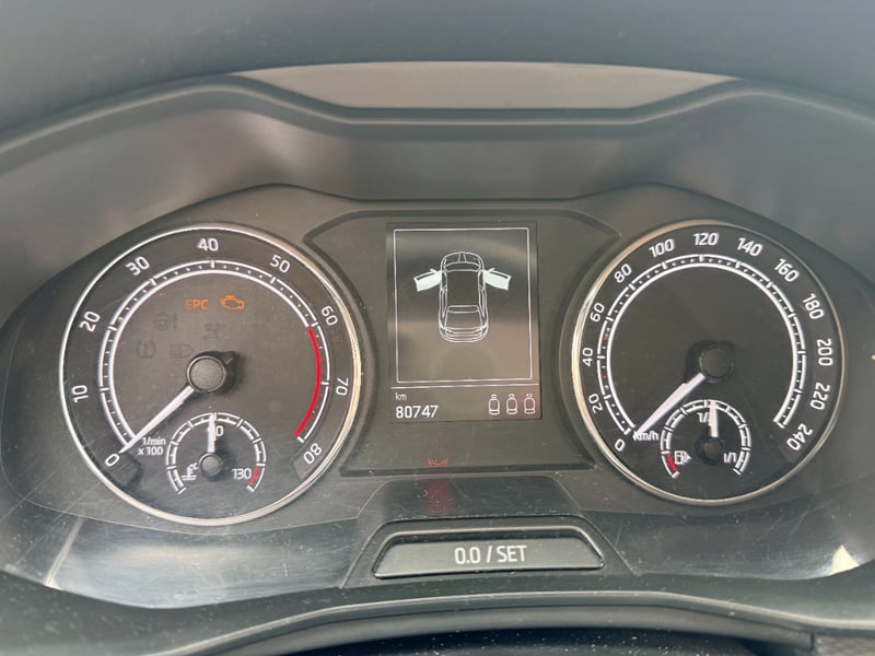 Skoda Scala Ambition 1.0 Turbo AT 2023 - Imagen 12 de 20