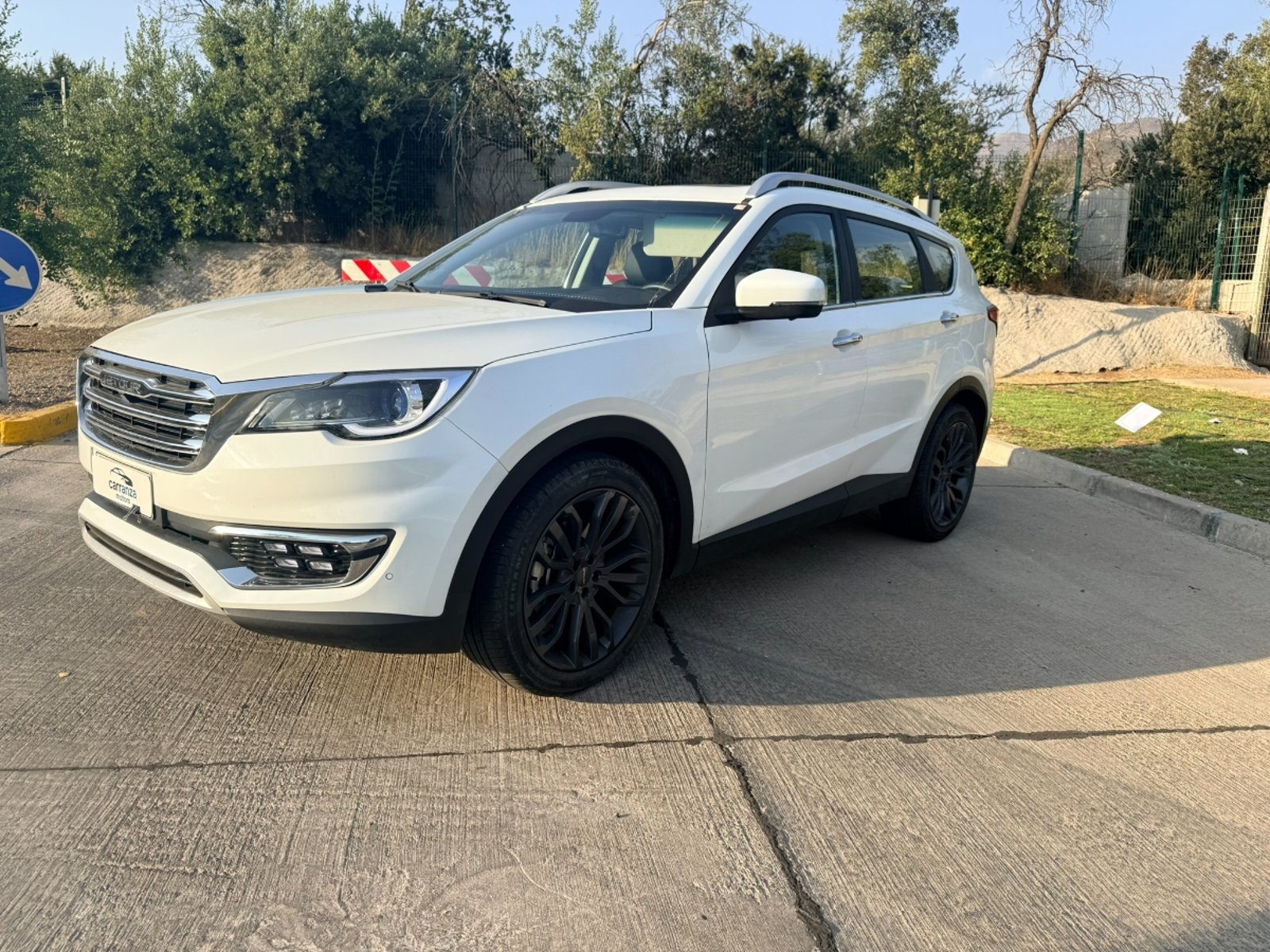 Jetour X70 Glx Automatico 2023 - Imagen 3 de 18