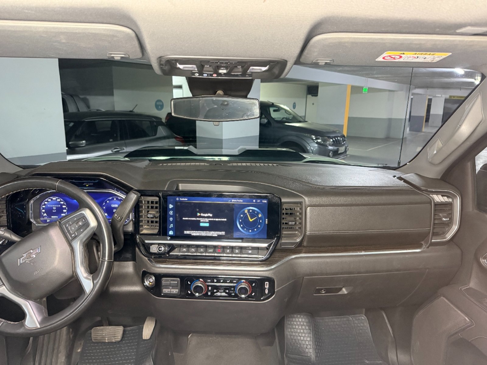 Chevrolet Silverado Trail Boss 2023 - Imagen 15 de 20