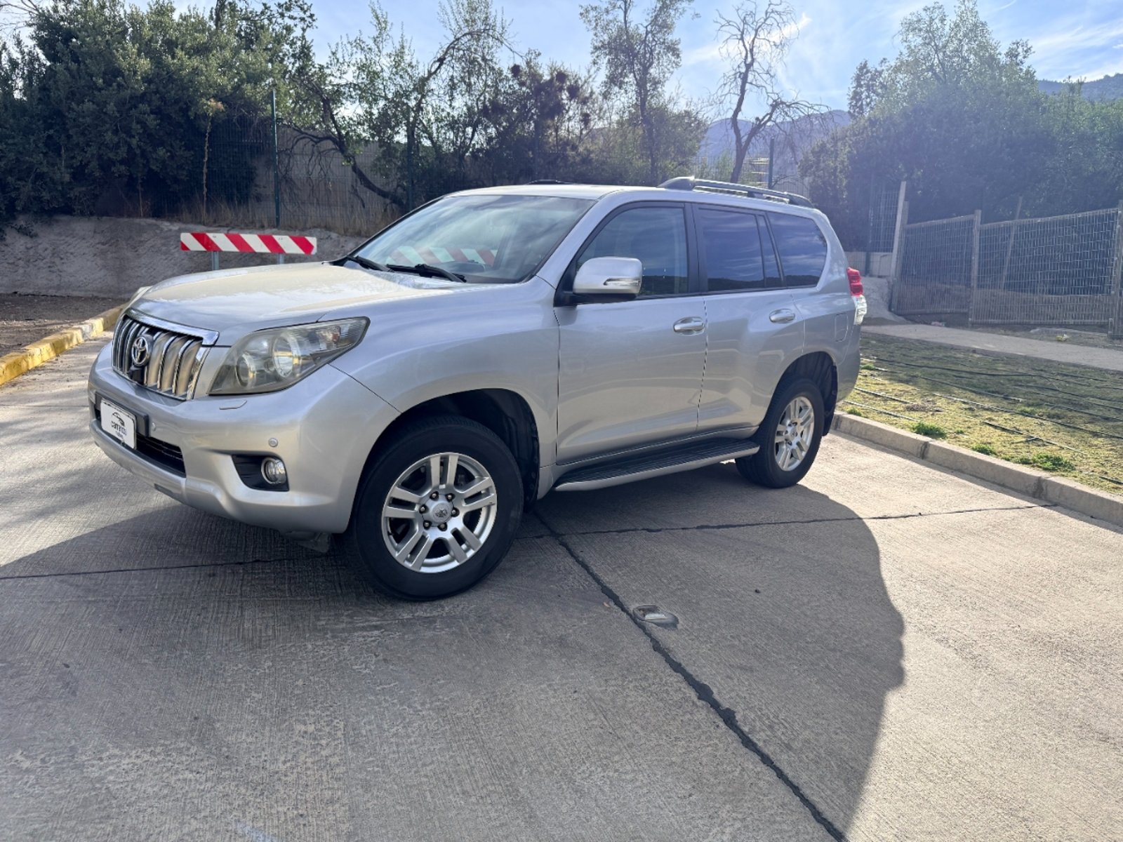 Toyota Land Cruiser Prado VXL 2011 - Imagen 6 de 19