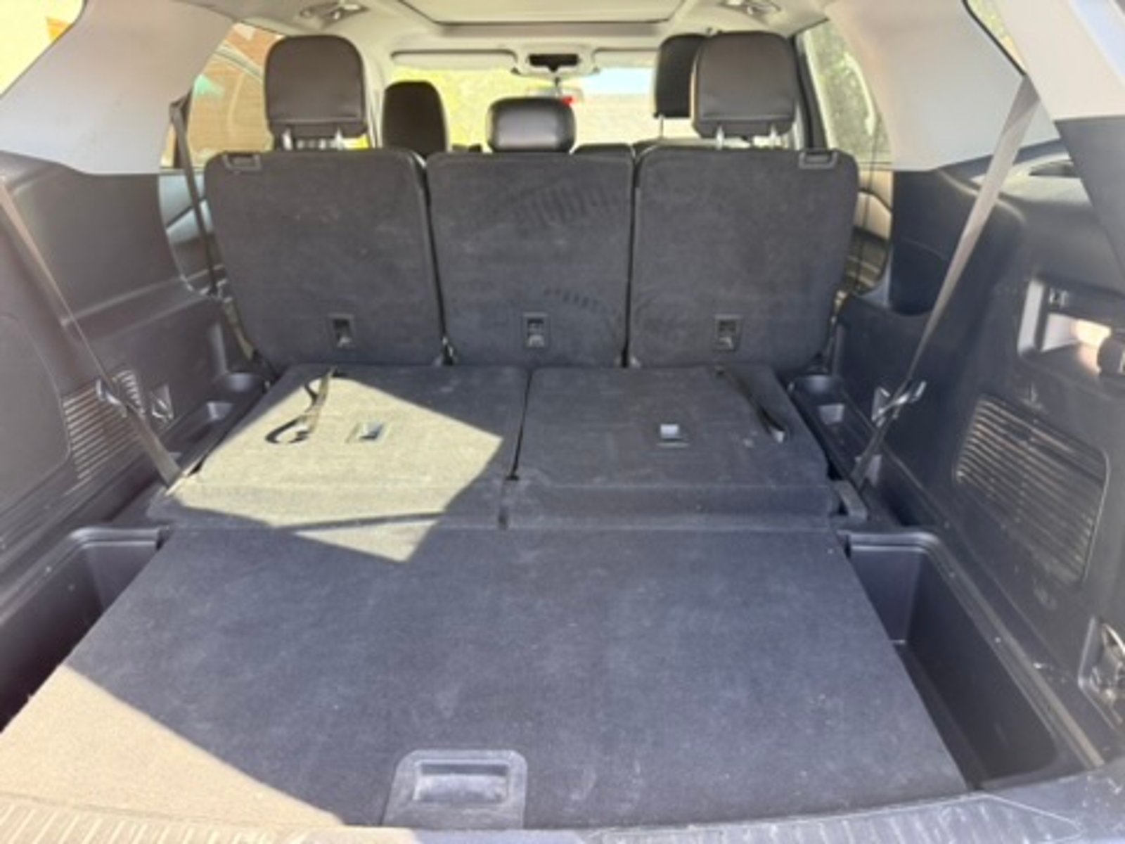 Ford Explorer XLT 2022 - Imagen 14 de 16