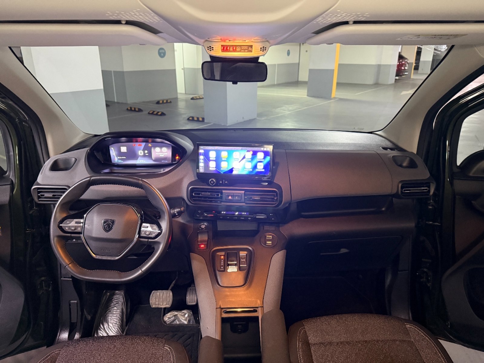 Peugeot Rifter Allure BlueHdi 1.5 Automatico 2025 - Imagen 14 de 20