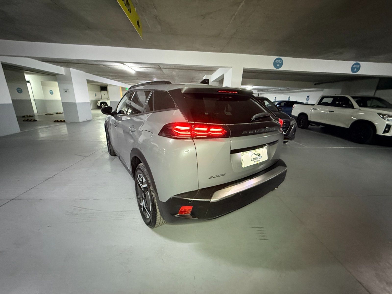 Peugeot 2008 Allure BlueHdi 1.5 Automatico 2025 - Foto 4 de 20