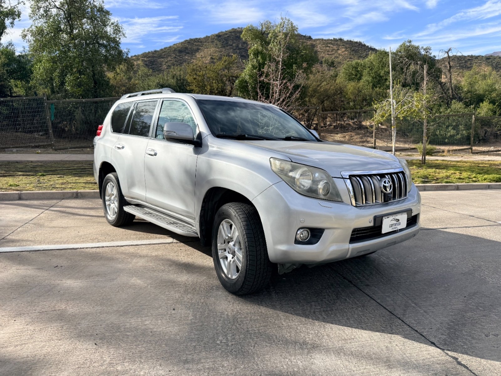 Toyota Land Cruiser Prado VXL 2011 - Imagen 8 de 19