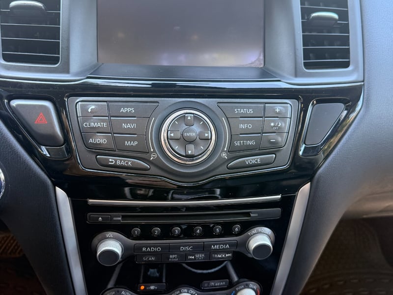 Nissan Pathfinder Advance 4x4 2018 - Imagen 18 de 19