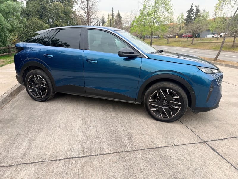 Peugeot 3008 Allurre Hibrido 2025 - Imagen 7 de 19