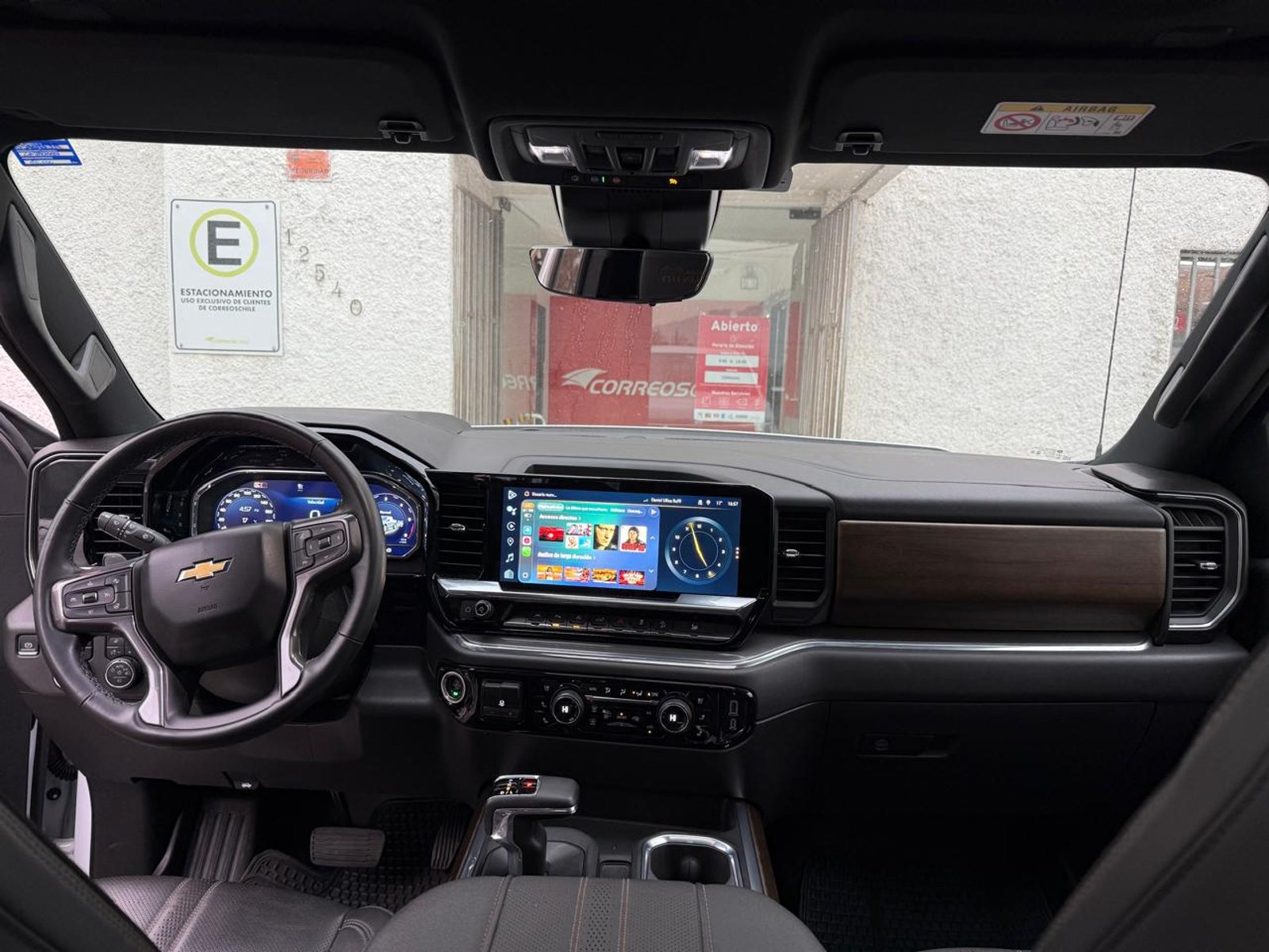 Chevrolet Silverado High Country 2024 - Imagen 8 de 18