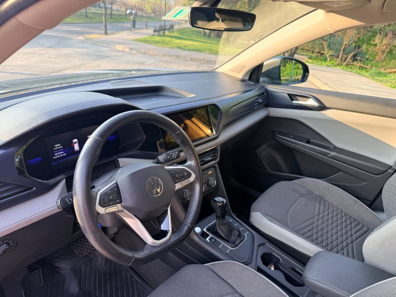 Volkswagen Taos Confortline 2022 - Imagen 10 de 20