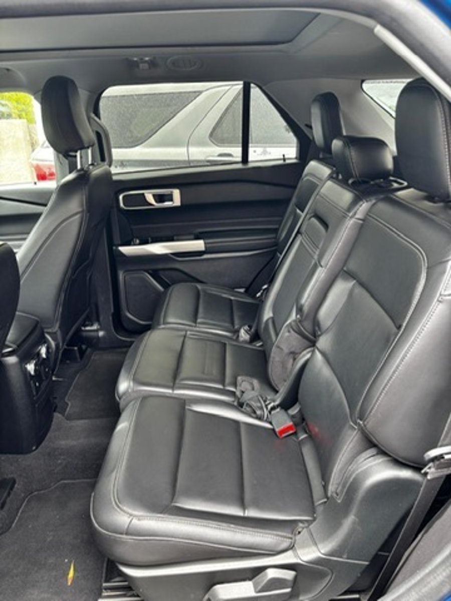 Ford Explorer XLT 2022 - Imagen 8 de 16