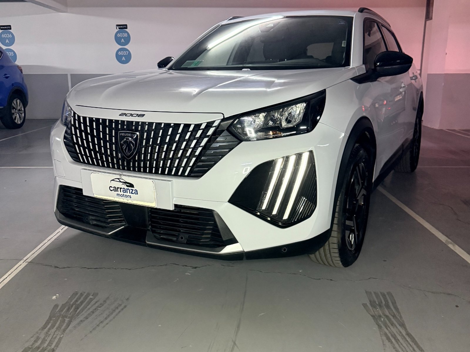 Peugeot 2008 Allure 130 Puretech 2025 - Imagen 12 de 20