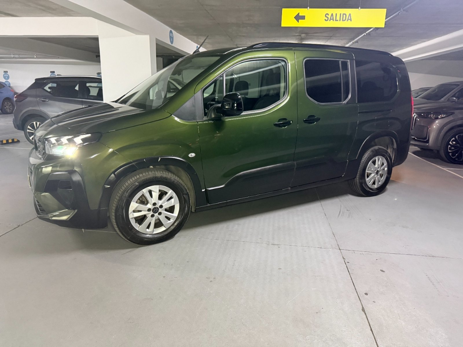 Peugeot Rifter Allure BlueHdi 1.5 Automatico 2025 - Imagen 10 de 20