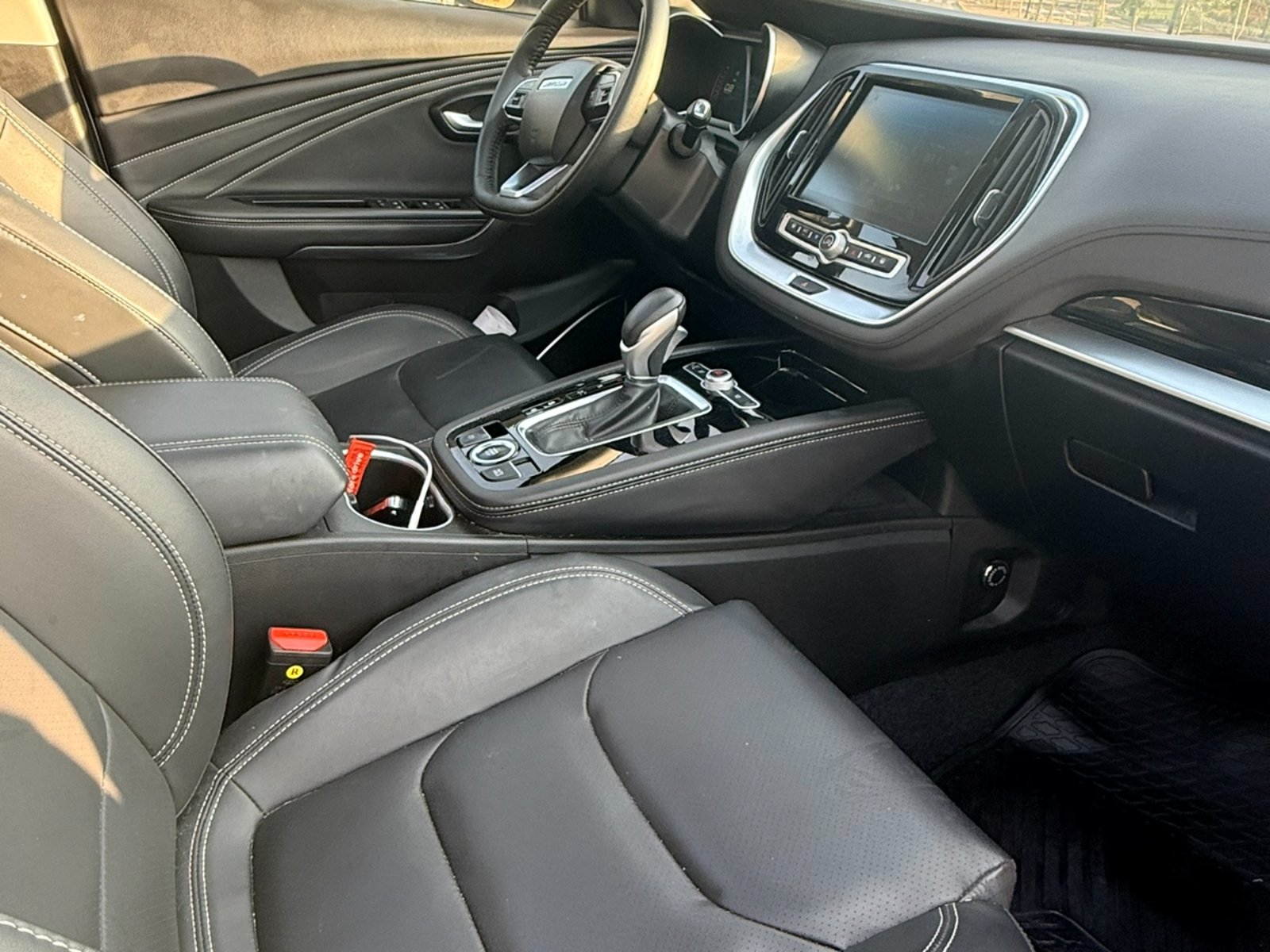 Jetour X70 Glx Automatico 2023 - Imagen 13 de 18