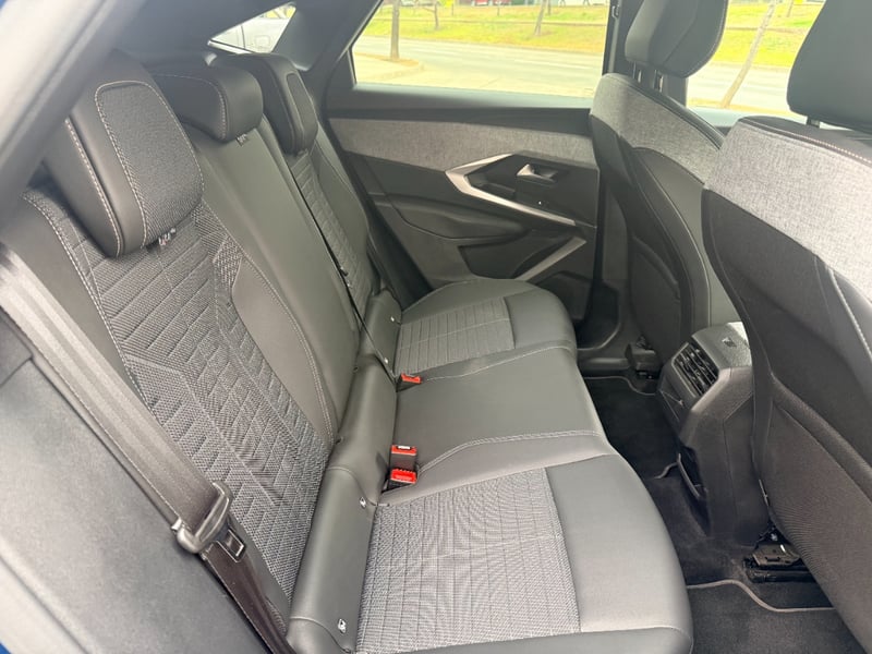 Peugeot 3008 Allurre Hibrido 2025 - Imagen 14 de 19