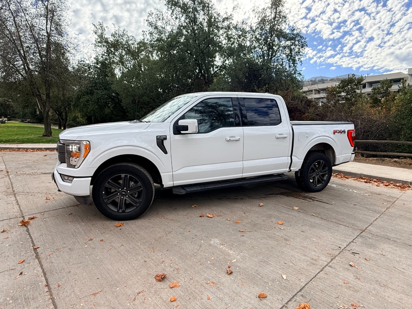 Ford F 150 Lariat Sport 2022 - Imagen 6 de 20