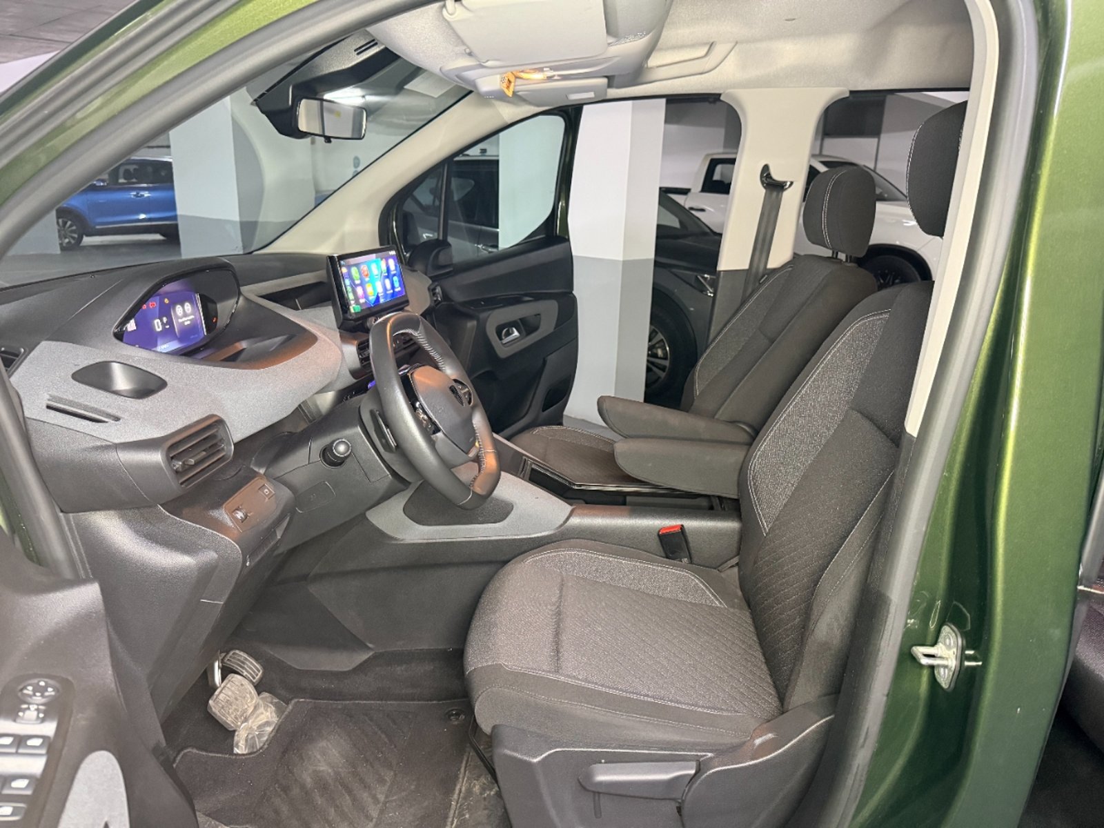 Peugeot Rifter Allure BlueHdi 1.5 Automatico 2025 - Imagen 12 de 20