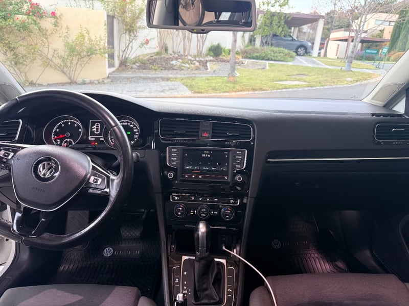 Volkswagen Golf 1.4 TSI AT 2017 - Imagen 17 de 20