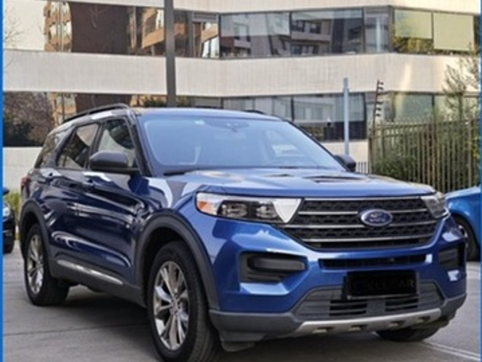 Ford Explorer XLT 2022 - Foto 3 de 16