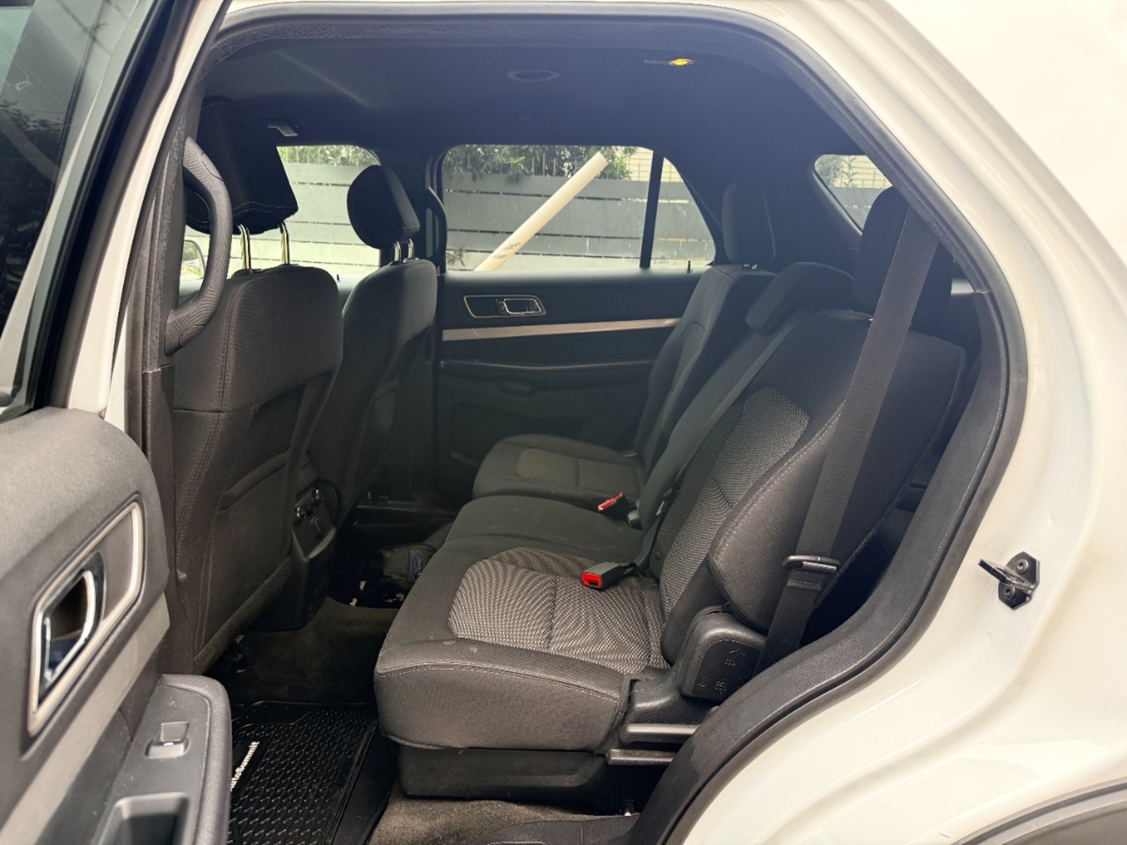 Ford Explorer XLT 4x2 2017 - Imagen 11 de 19