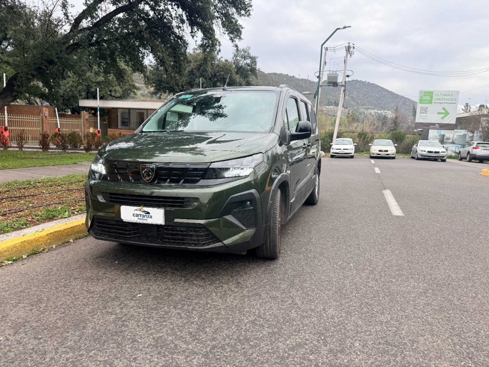 Peugeot Rifter Allure BlueHdi 1.5 Automa… 2025
