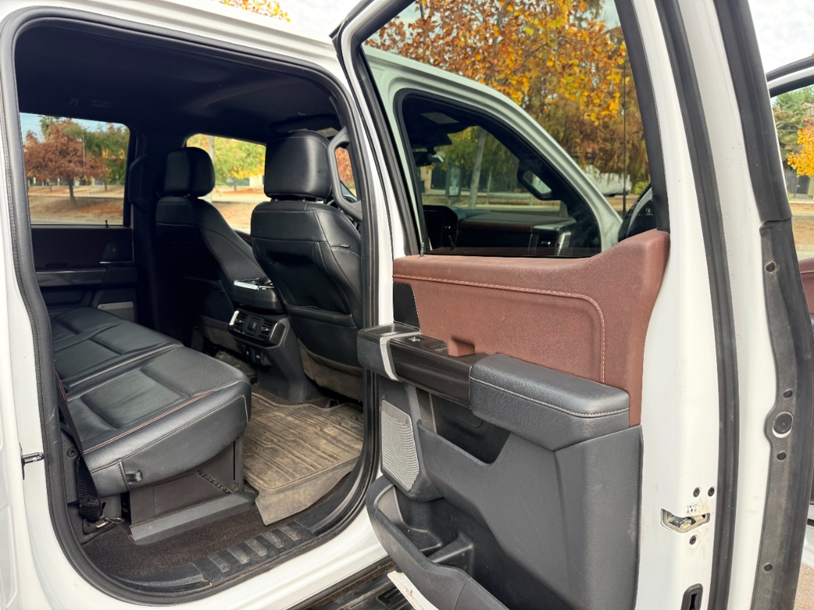 Ford F 150 Lariat Sport 2022 - Imagen 15 de 20