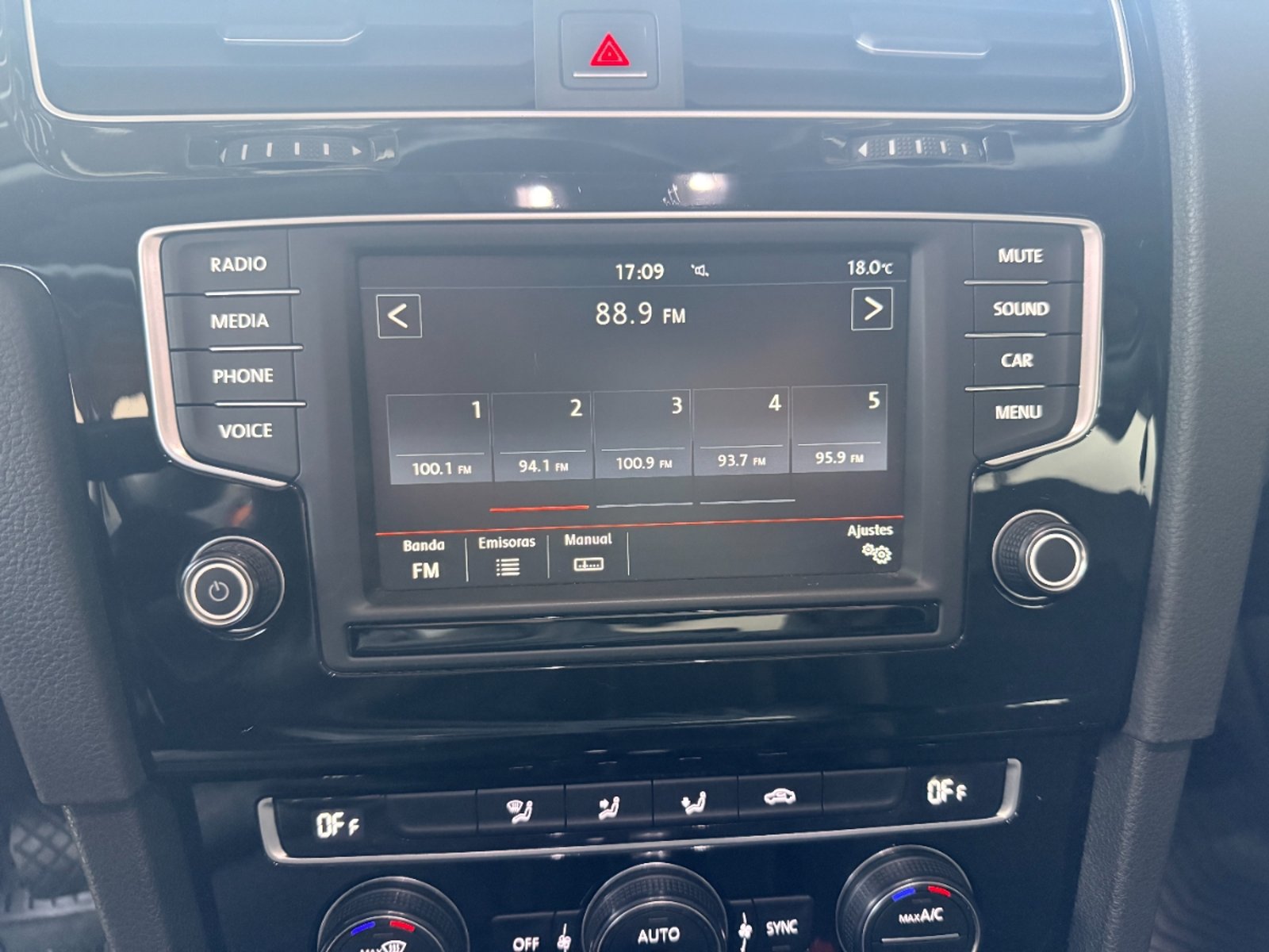 Volkswagen Golf 1.4 TSI AT 2017 - Imagen 12 de 20