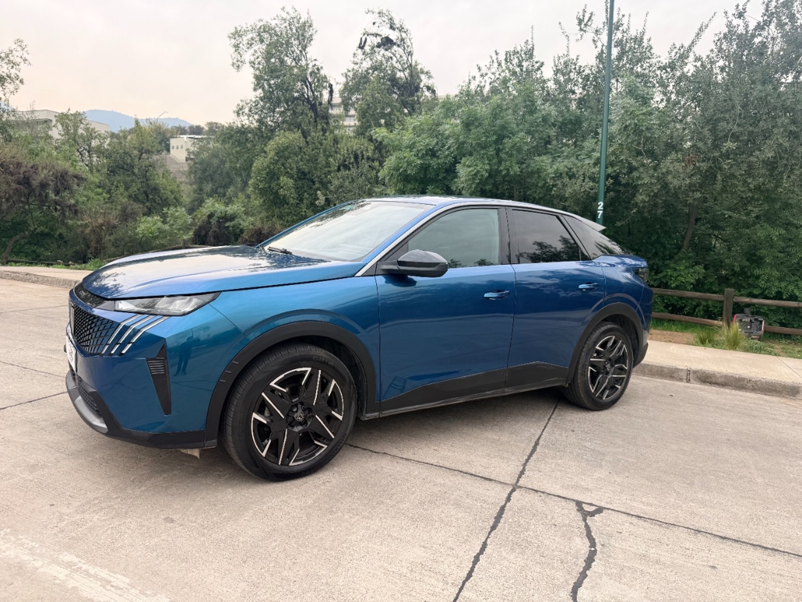 Peugeot 3008 Allurre Hibrido 2025 - Foto 2 de 19