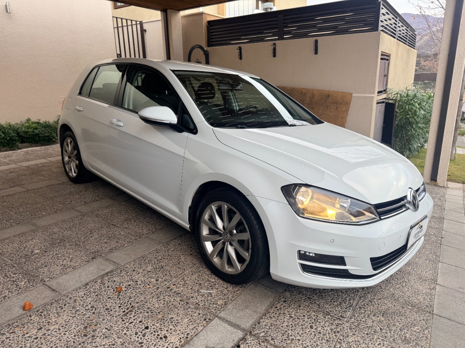Volkswagen Golf 1.4 TSI AT 2017 - Foto 3 de 20