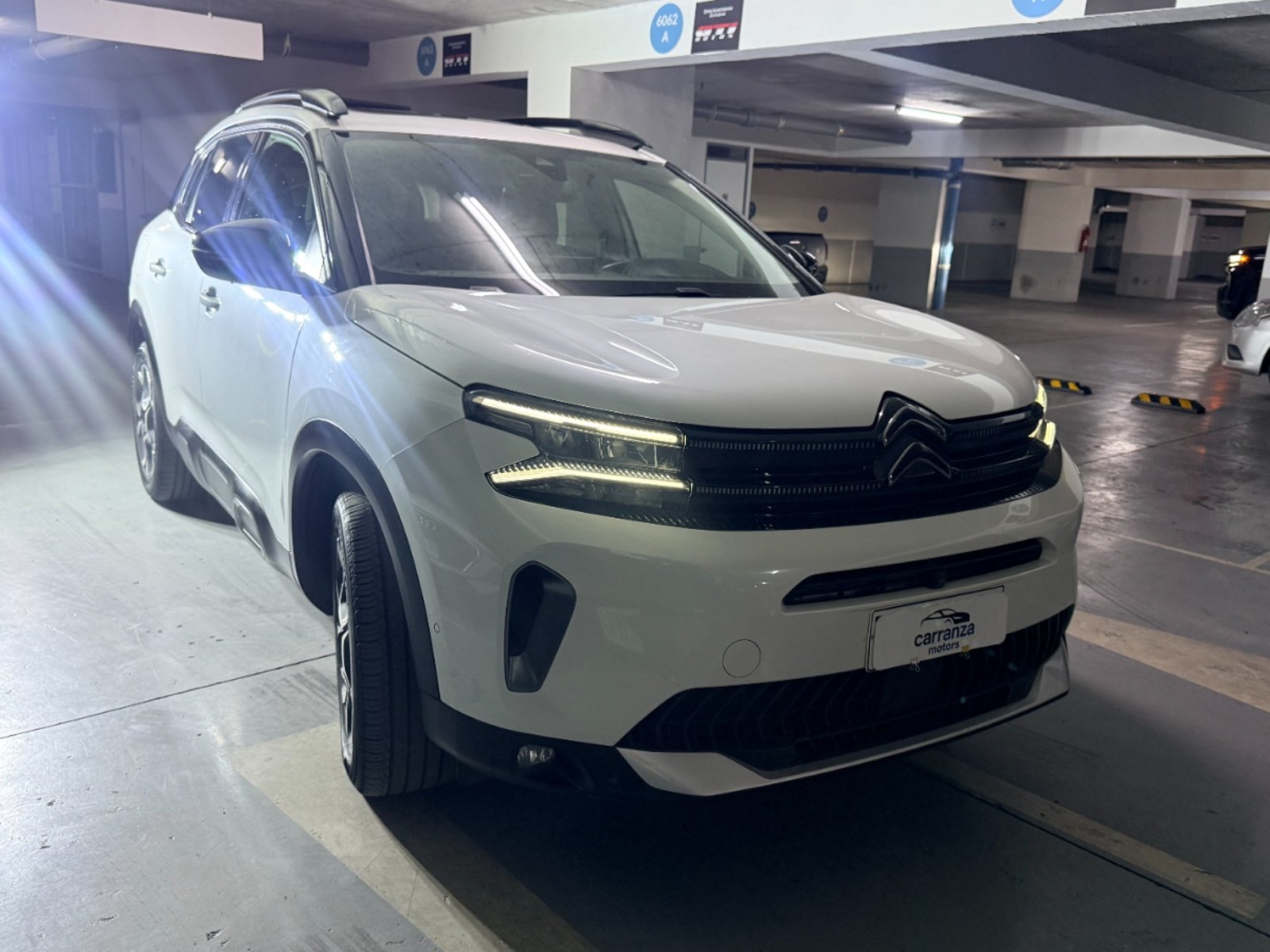 Citroën C5 Shine 1.5 Turbo Diesel 2024 - Foto 2 de 20