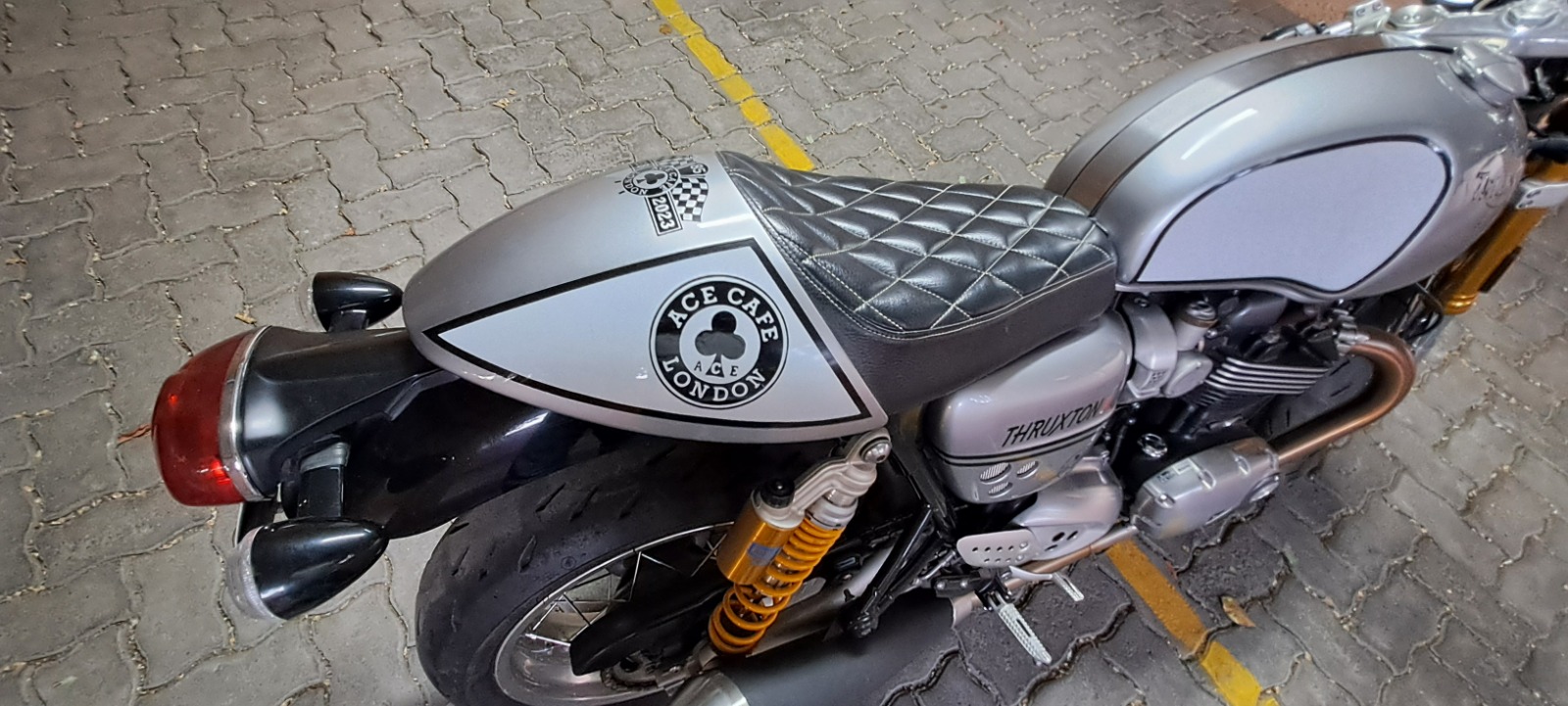 Triumph Thruxton R1200 2019 - Imagen 3 de 10