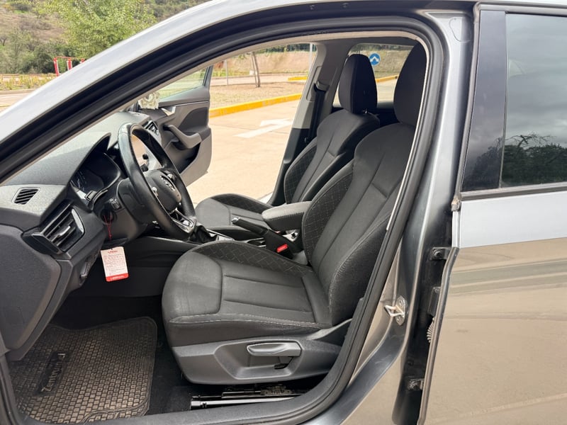 Skoda Scala Ambition 1.0 Turbo AT 2023 - Imagen 11 de 20
