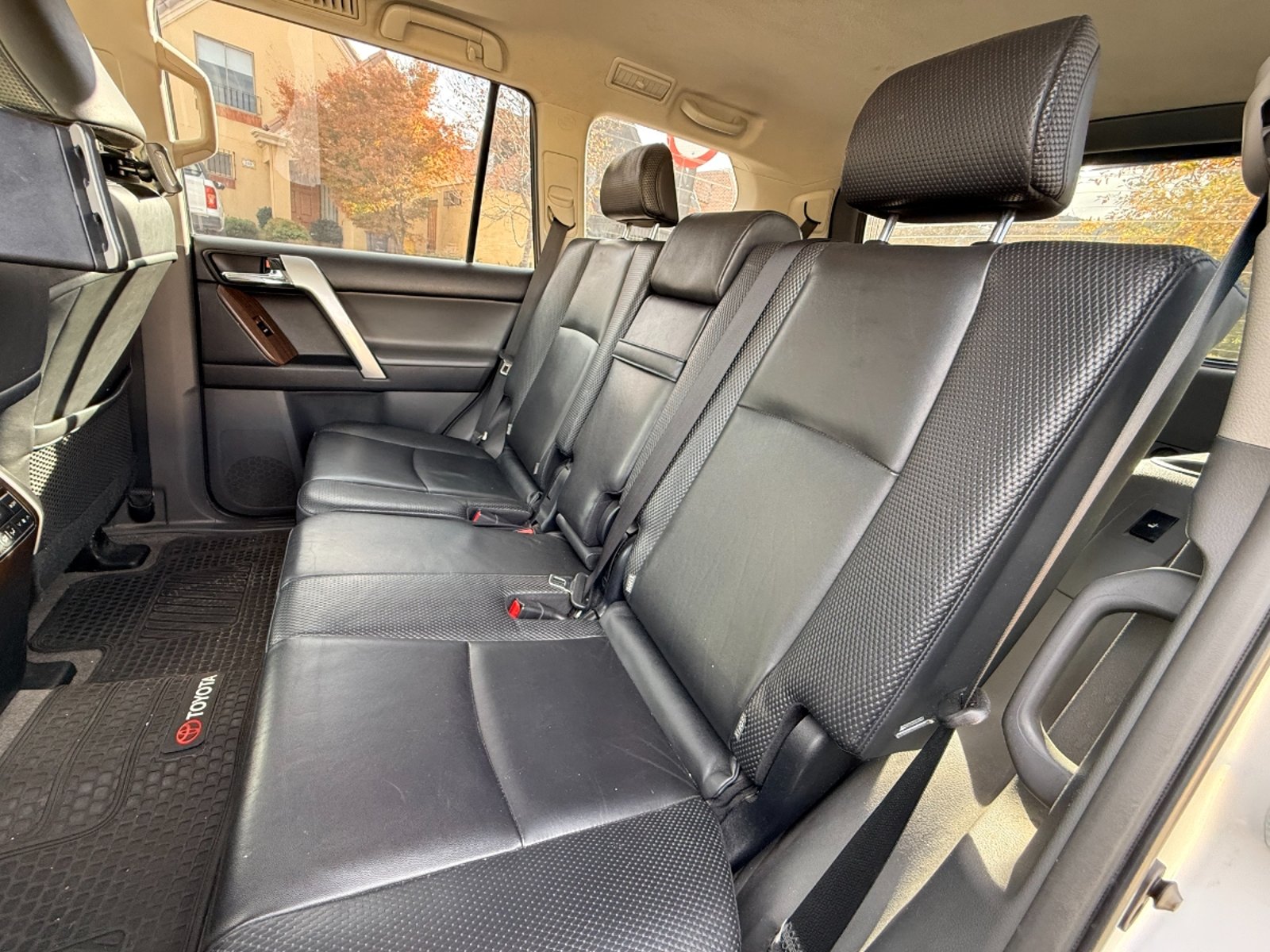 Toyota Land Cruiser Prado VXL 2011 - Imagen 11 de 19